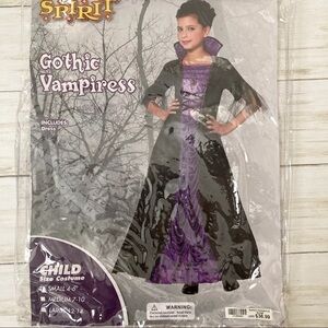 Gothic Vampiress Costume
